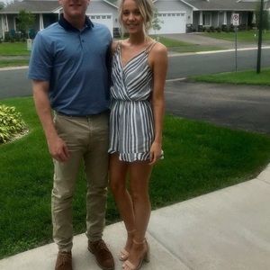 AMERICAN EAGLE XS blue and white romper, open back